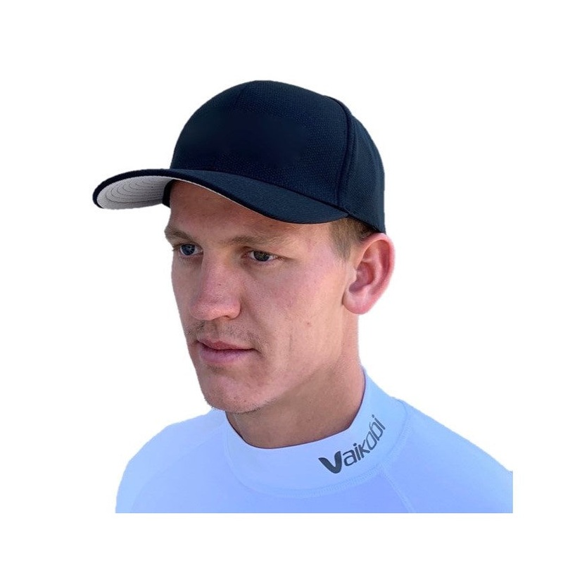 VAIKOBI PERFORMANCE MESH HAT NO LOGO- BLACK